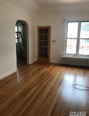 5310 37th Rd #1, Flushing, NY 11377