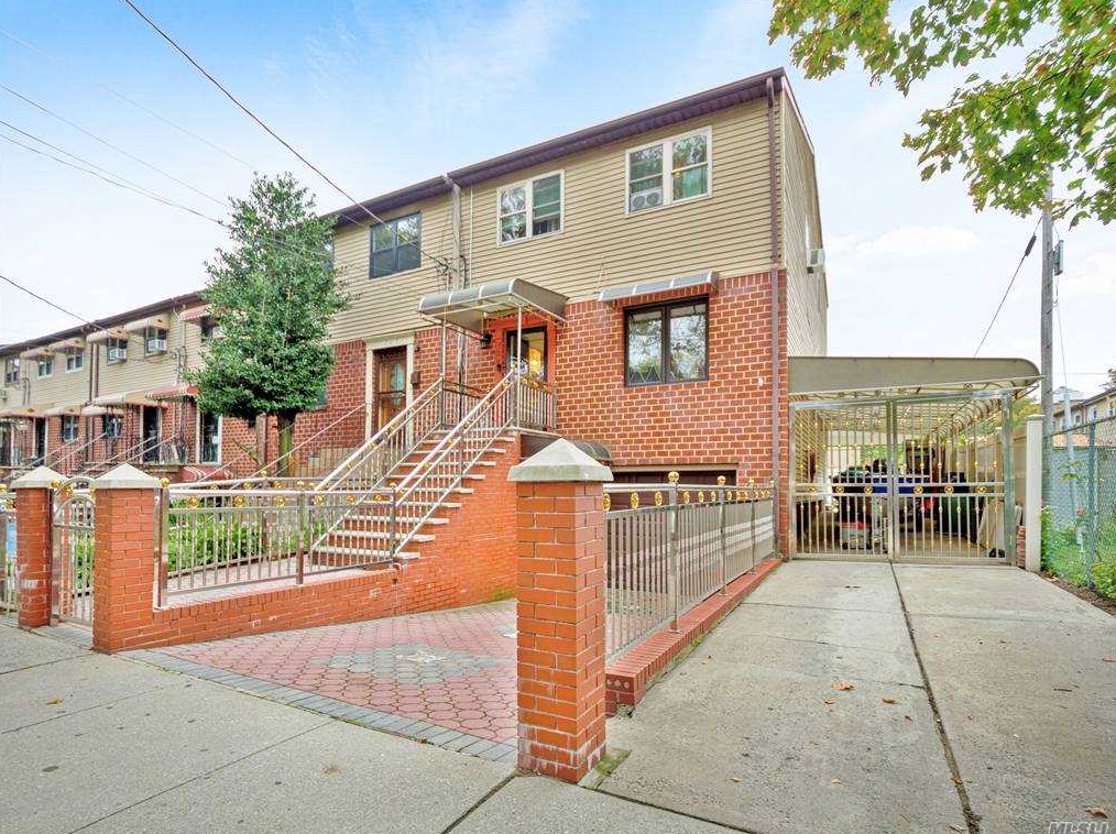 700 Linwood St, Brooklyn, NY 11208-3568