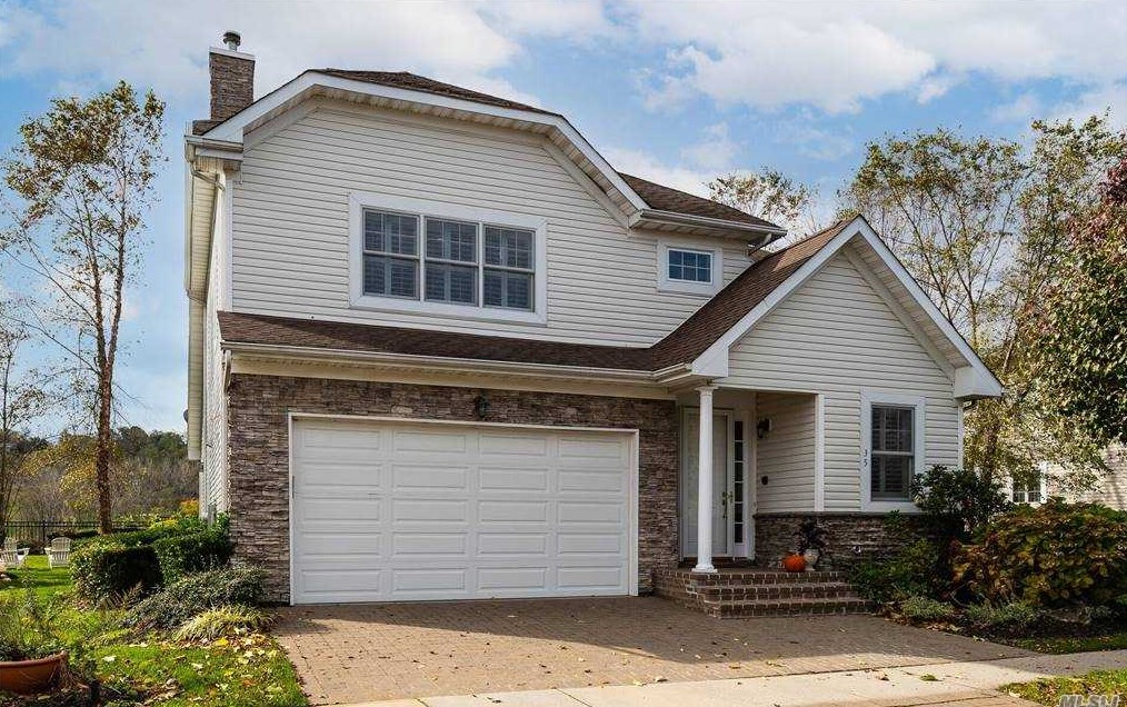 35 Overlook, Port Washington, NY 11050-4701