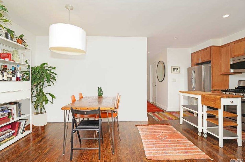 100-12 Shore Front Pkwy #18a, Far Rockaway, NY 11694