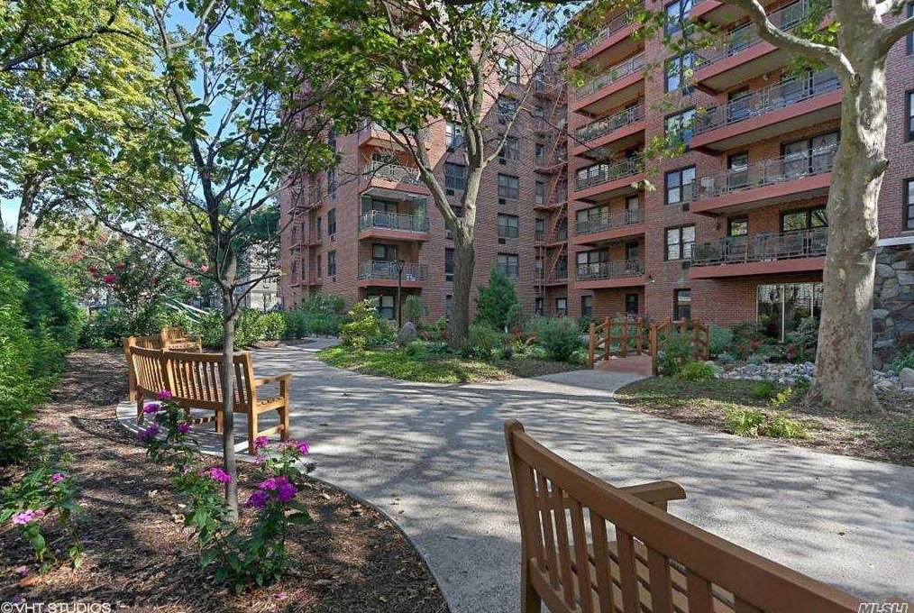 87-10 51st Ave, Flushing NY  exterior