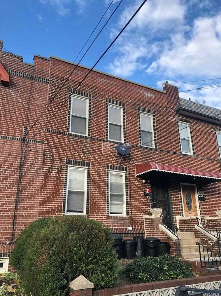 60-51 60th Dr, Flushing, NY 11378-3507