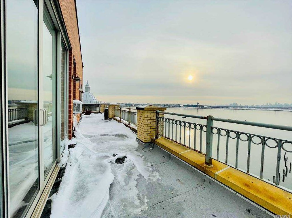 14-34 110th St, Flushing, NY 11356-1432