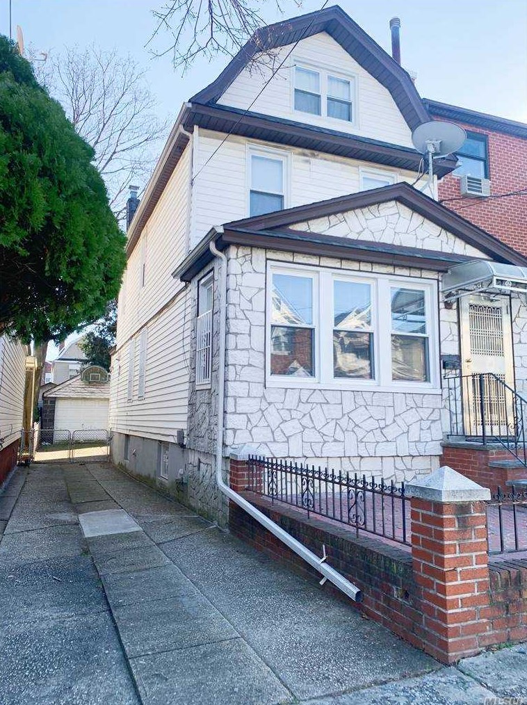 86-42 55th Ave, Flushing, NY 11373-1022