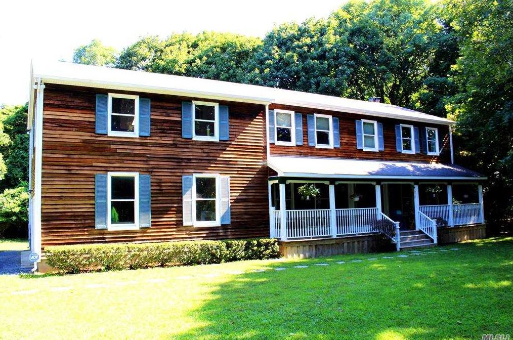 27 Louis Ct, Canaan Lake, NY 11772-6261
