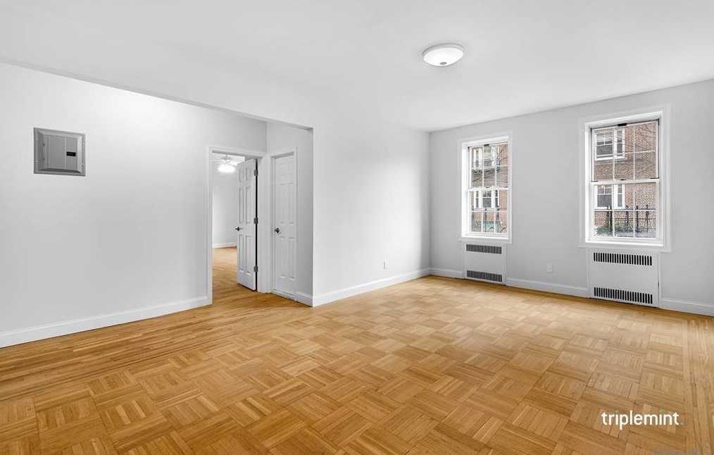 3550 78th St Apt 1d, Flushing, NY