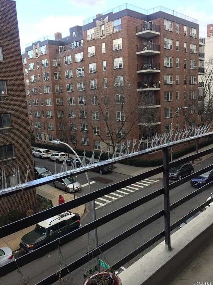 9822 63rd Dr, Flushing NY  11374-2333 exterior