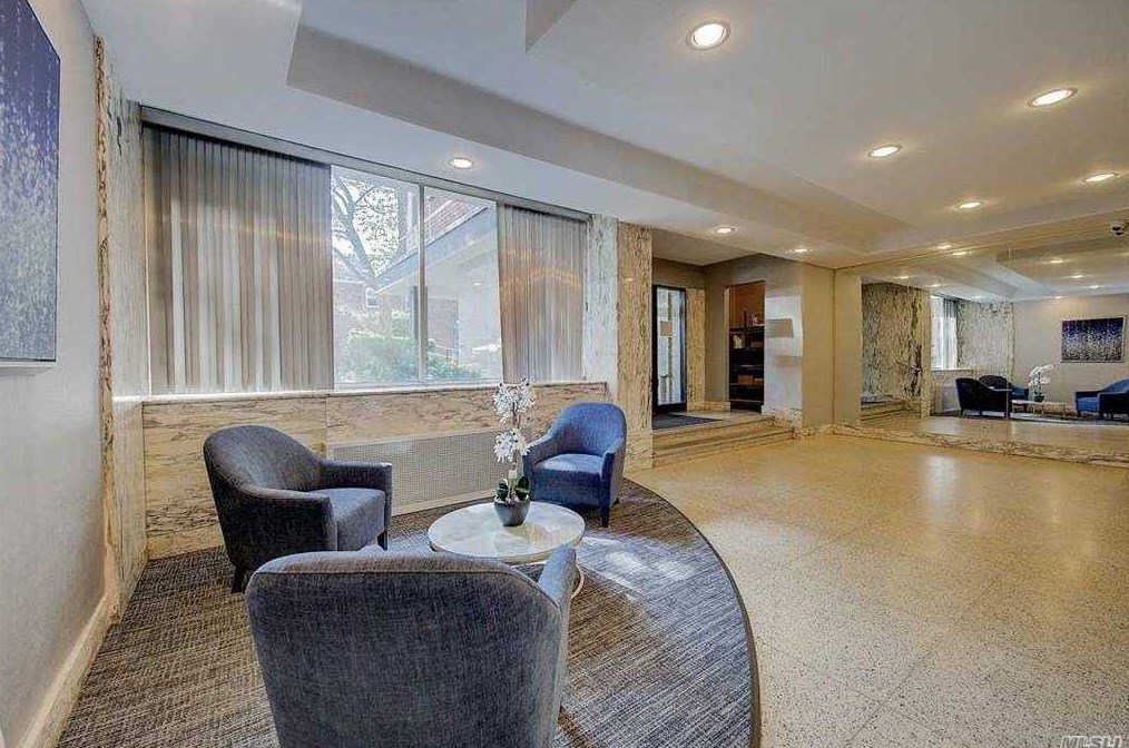 97-07 67th Ave #3g, Flushing, NY 11374
