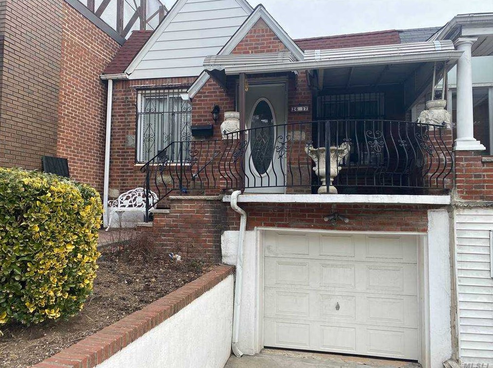 26-17 95th St, Flushing, NY 11369-1206