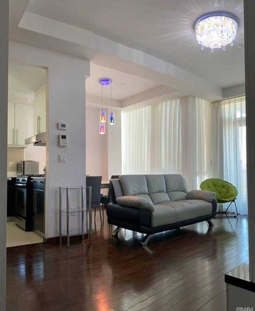 42-05 Parsons Blvd #6b, Flushing, NY 11355