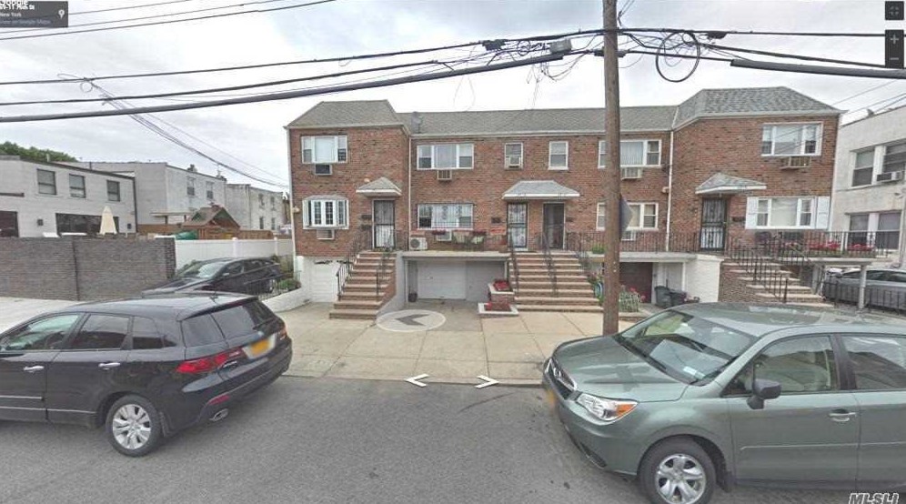 69-11 76th St, Flushing, NY 11379-1201