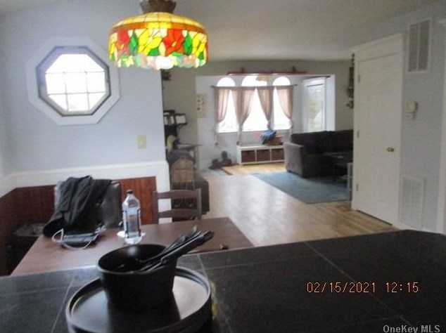 31 Summit Ave, Canaan Lake, NY 11772-2224