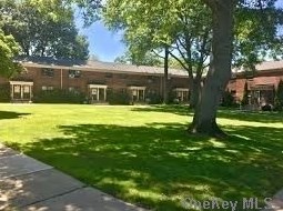 73-10 220th St, Flushing, NY 11364-2345