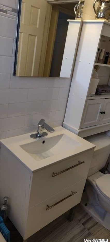 65-15 Alderton St, Flushing NY exterior