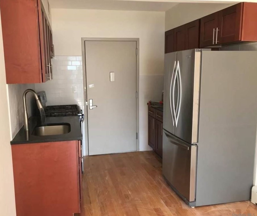 31-53 Linden Pl #3c, Flushing, NY 11354