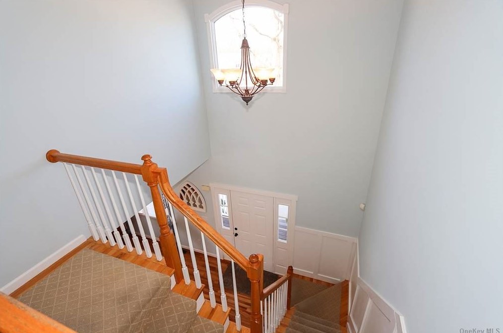 2188 Cameron Ave, North Merrick NY 11566-2222 exterior