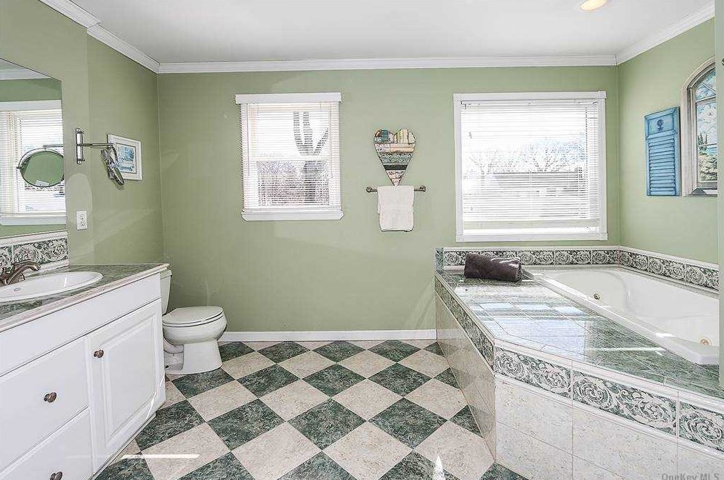 2188 Cameron Ave, North Merrick NY 11566-2222 exterior