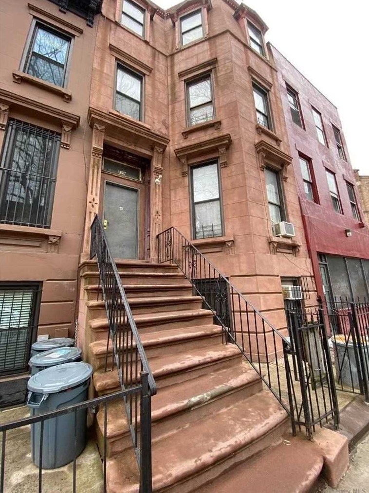 829 Marcy Ave, Brooklyn, NY 11216-6605