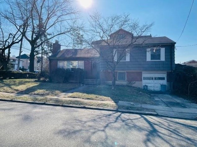 28-54 216th St, Flushing, NY 11360-1228