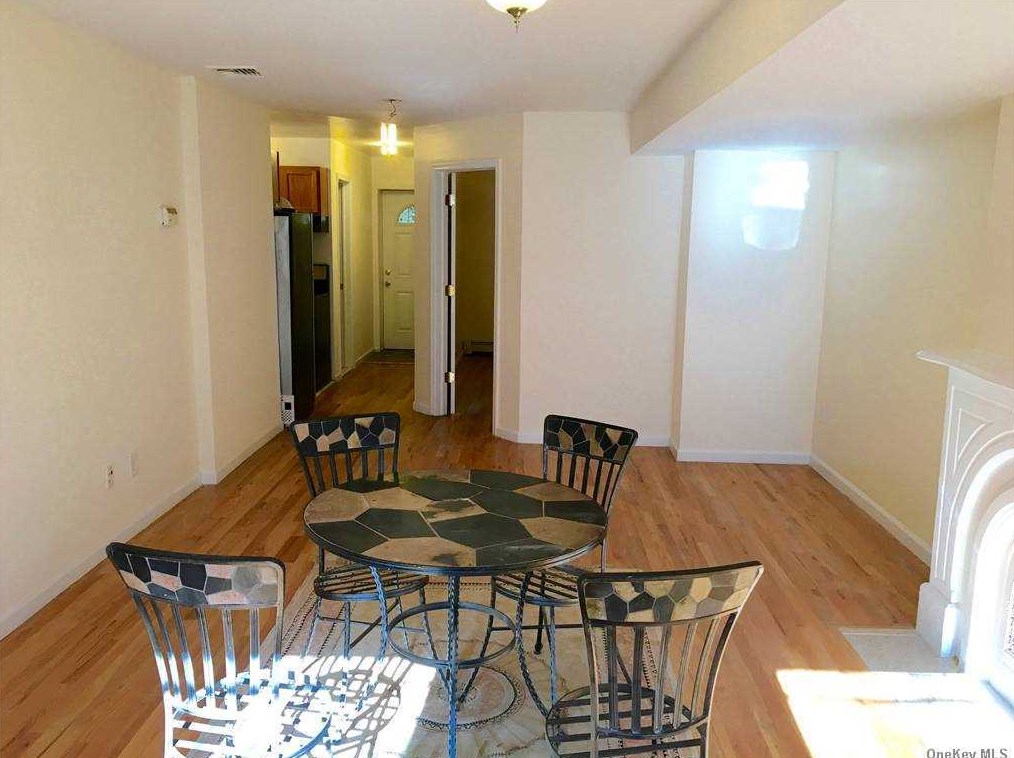 709 Greene Ave, Brooklyn, NY 11221