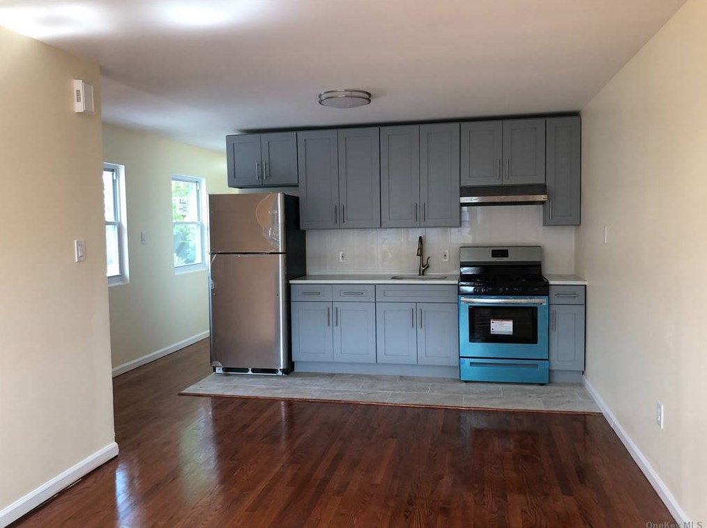 22-15 126th St #2, Flushing, NY 11356