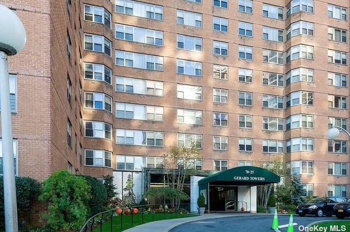 7025 Yellowstone Blvd, Flushing NY  11375-3164 exterior