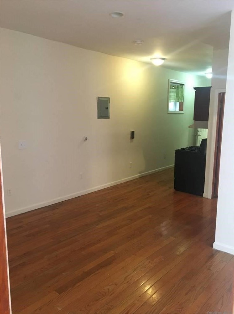 1156 Sutter Ave #1r, Brooklyn, NY 11208