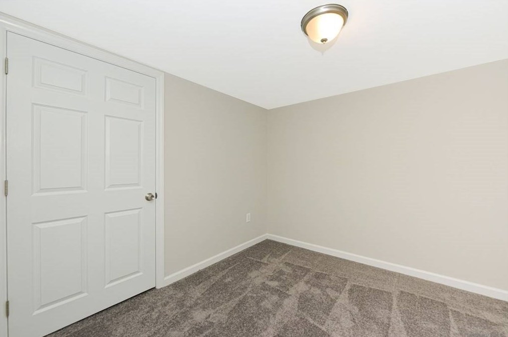 86-29 77 Ave, Flushing NY 11385-7521 exterior