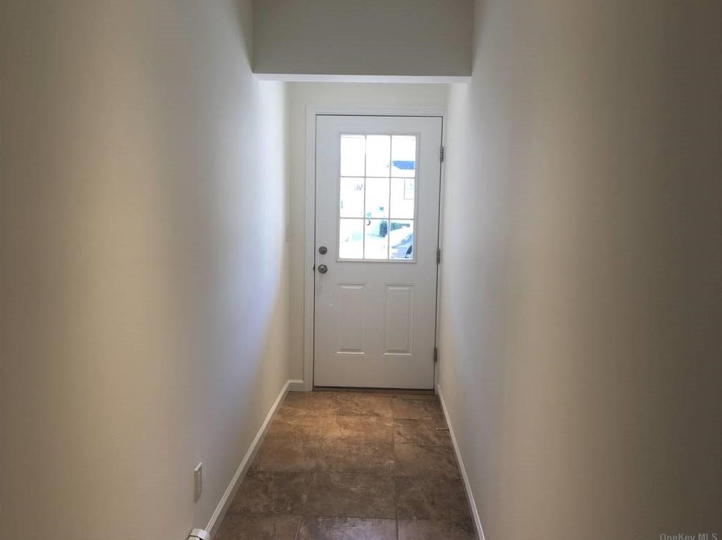 46 Ashwood Rd #a, Port Washington, NY 11050