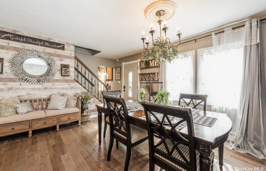 29 Mill Ln, Plainedge, NY 11756-2610