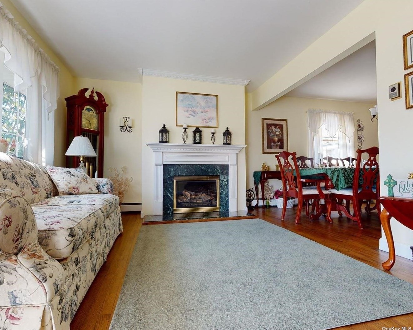 45 Hooper St, Prt Jefferson Station, NY 11776-3903