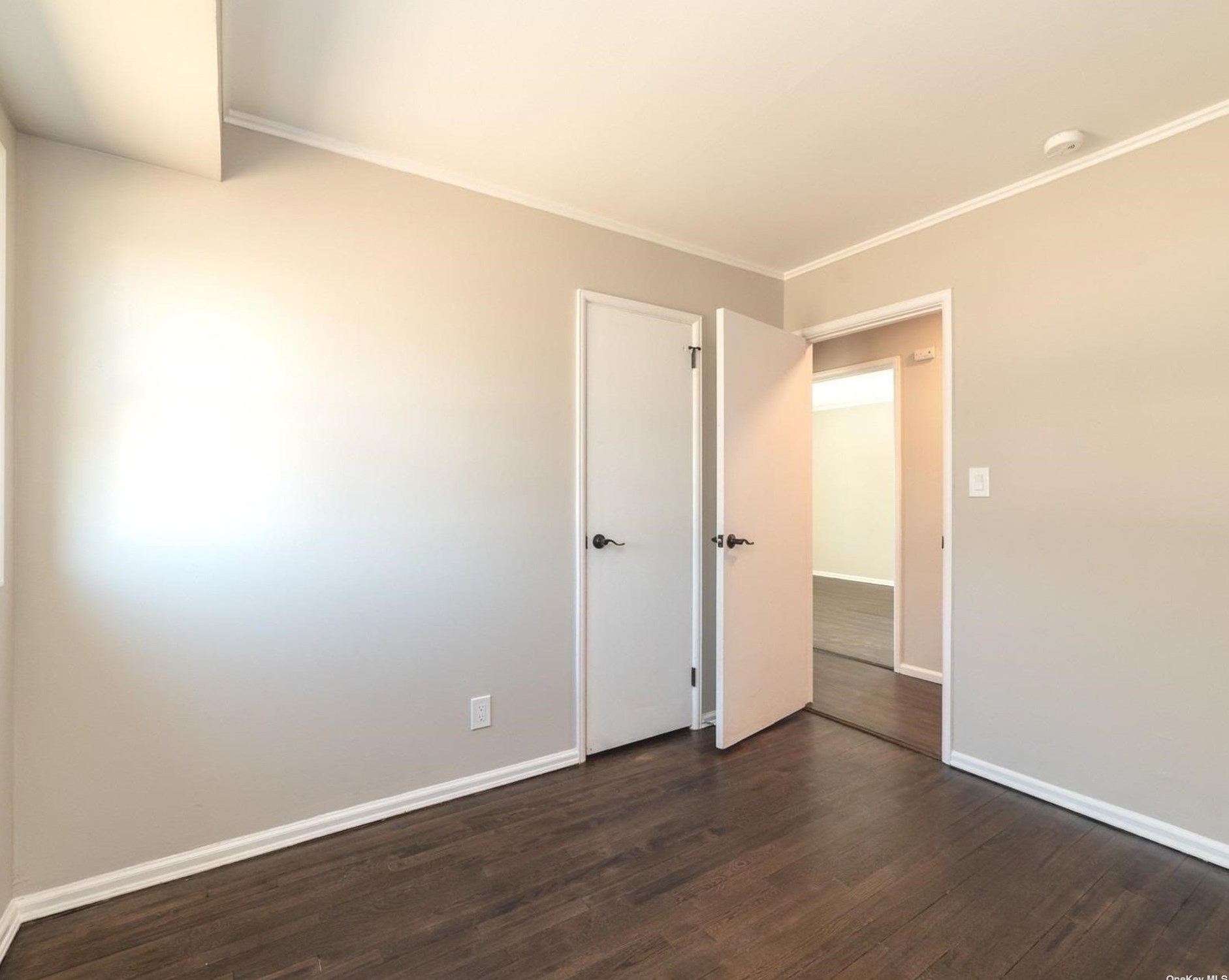 12 Kipling Dr, Greenlawn NY  11740-2713 exterior