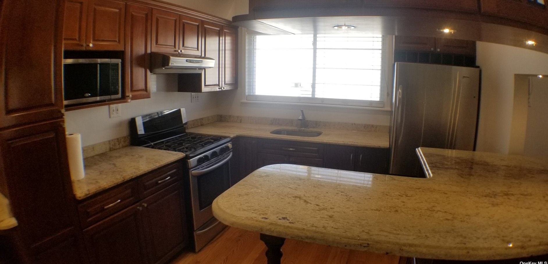 14 111th St, Flushing NY  11356-1434 exterior
