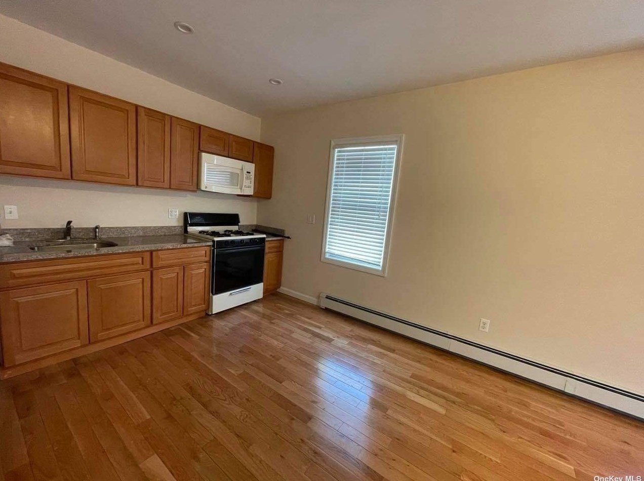 2828 Ford St, Brooklyn NY  11235-1726 exterior