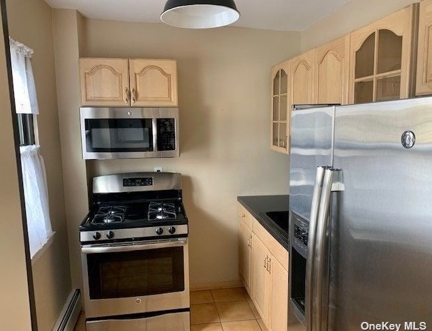 91 Tulip Ave #gb3, Floral Park, NY 11001