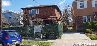 58-09 Kissena Blvd, Flushing, NY 11355-3139