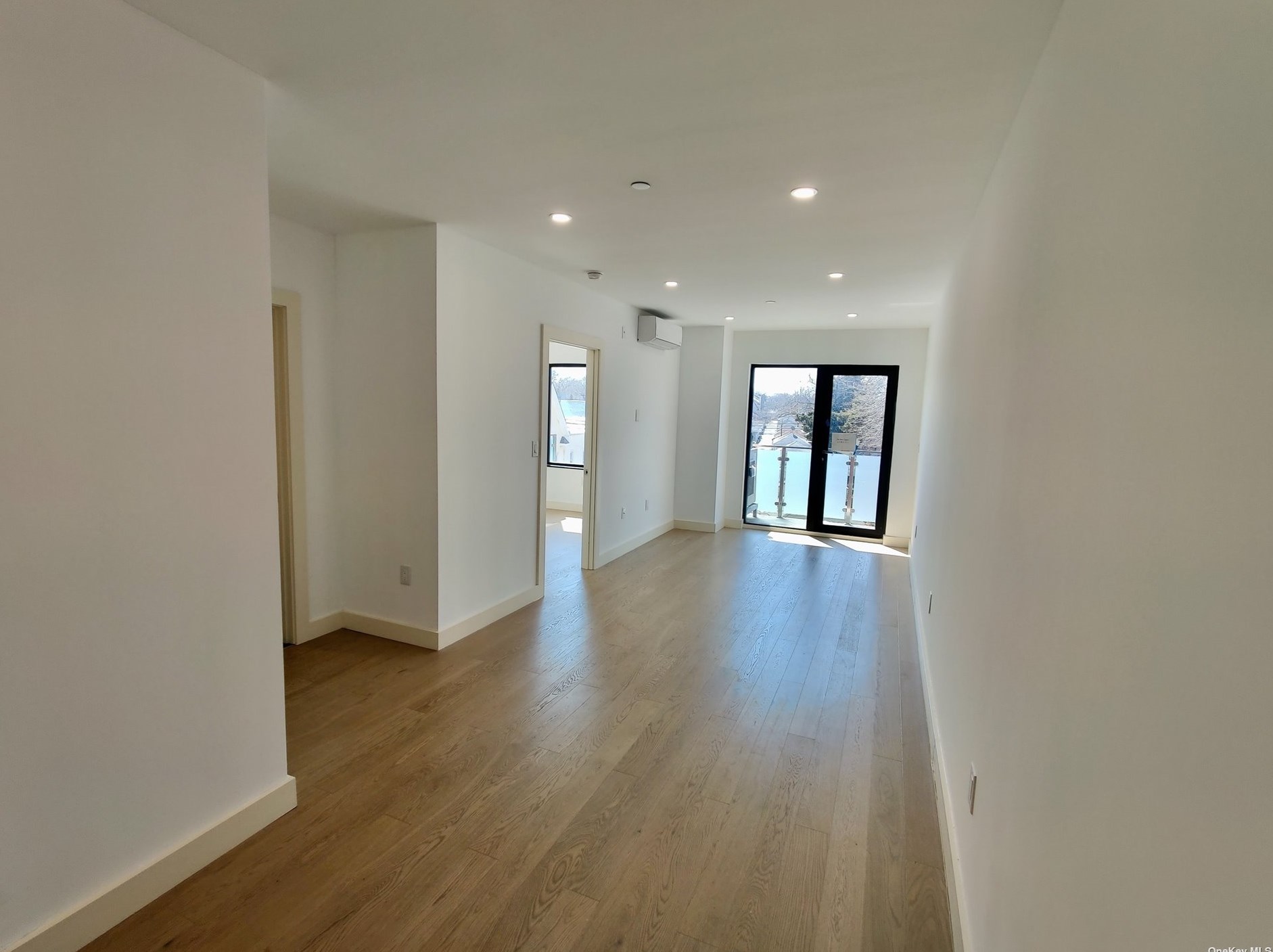 62-98 Woodhaven Blvd #3r, Flushing, NY 11374