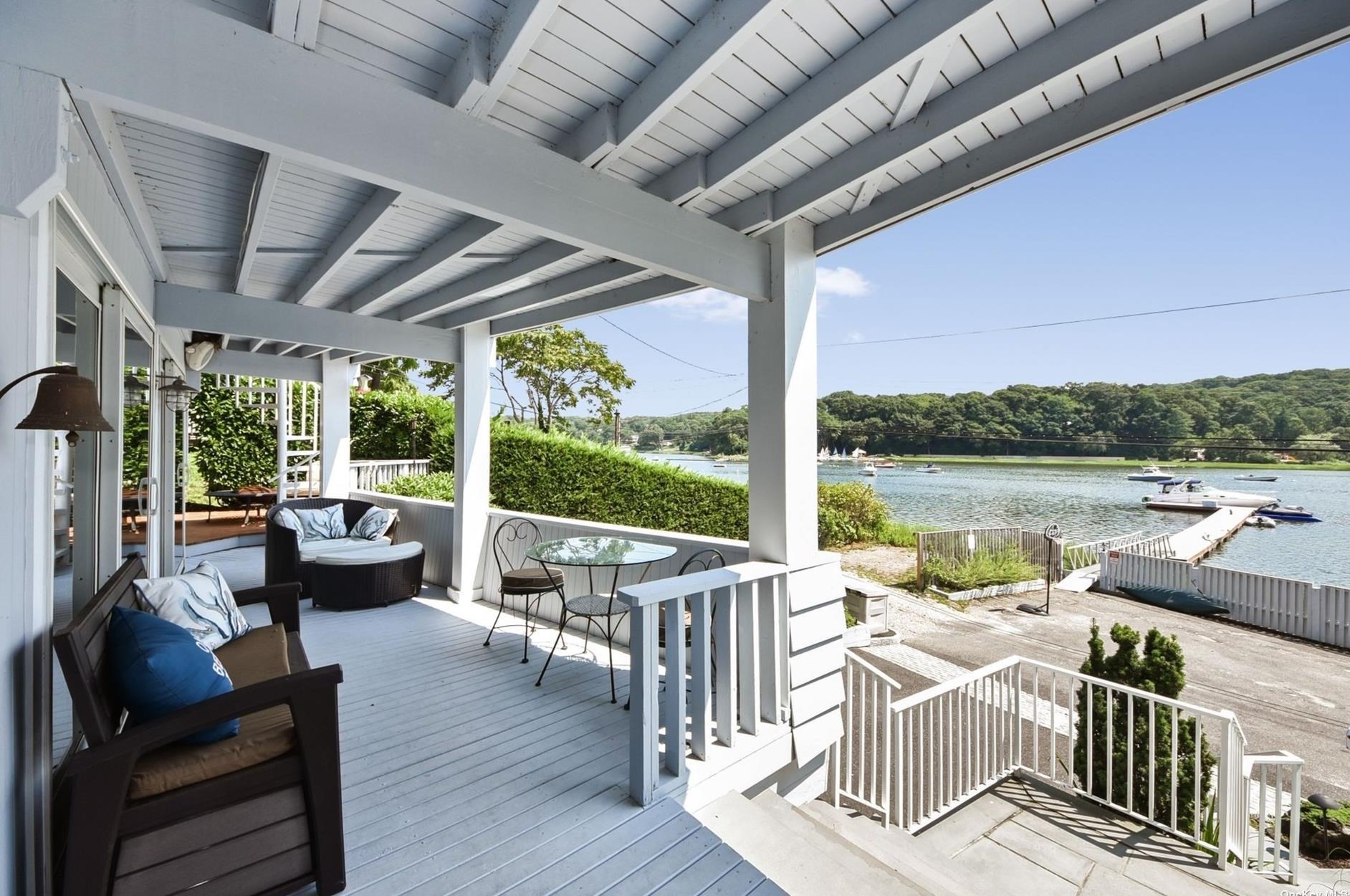 147 Centershore Rd, Center Port, NY 11721