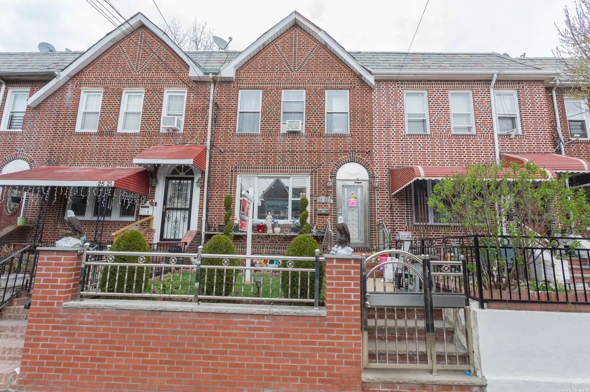 25-23 97th St, Flushing, NY 11369-1215