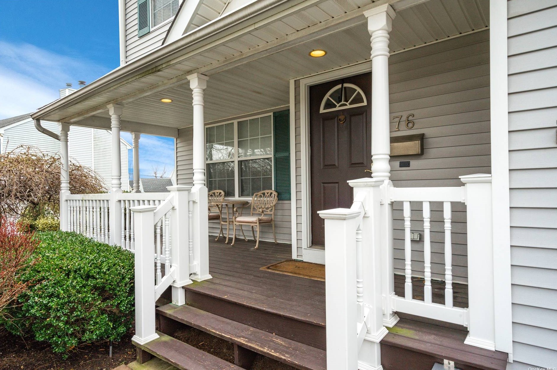 76 Indian Head Rd, San Remo, NY 11754