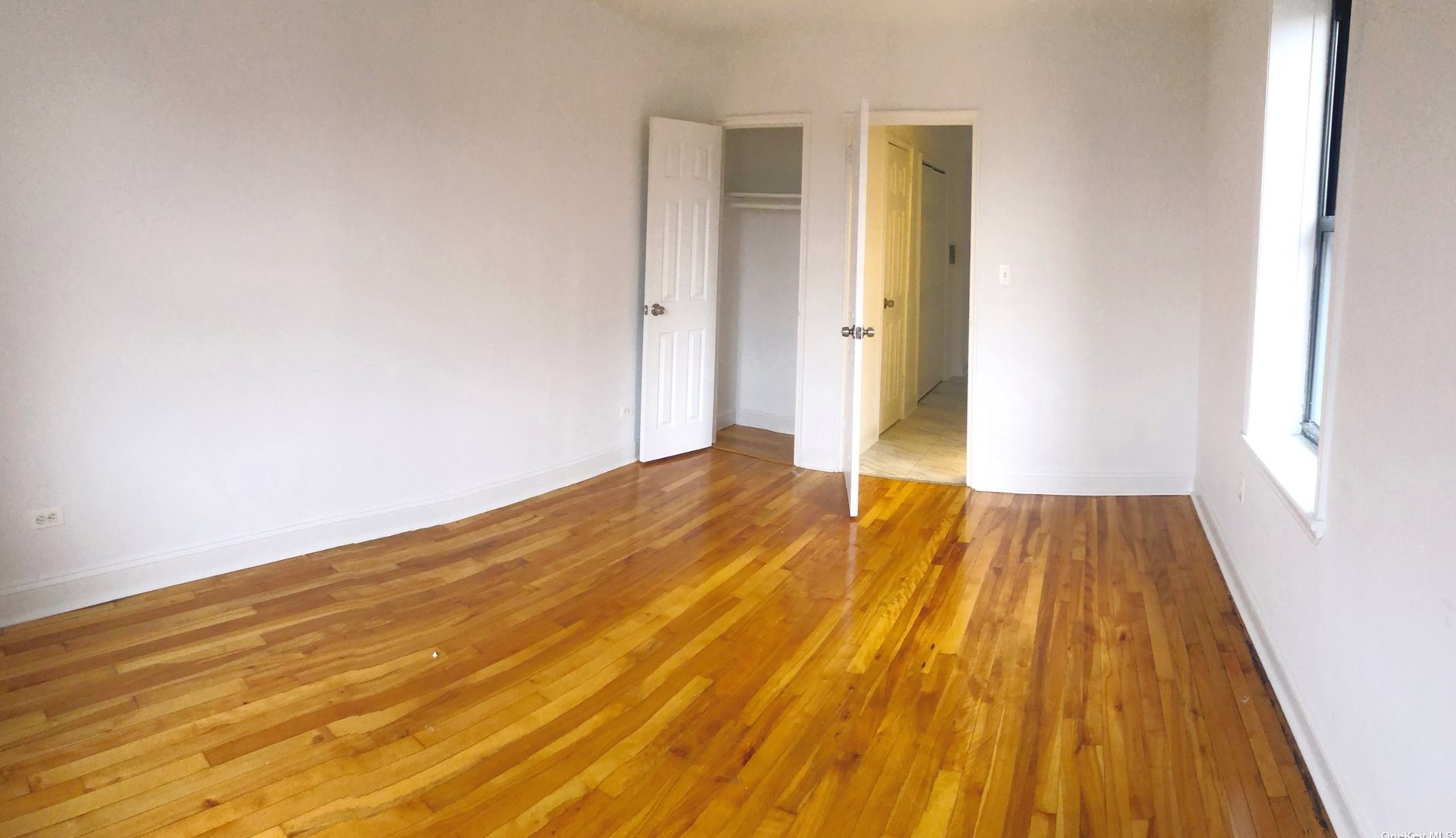 81-06 34th Ave #3d, Flushing, NY 11372