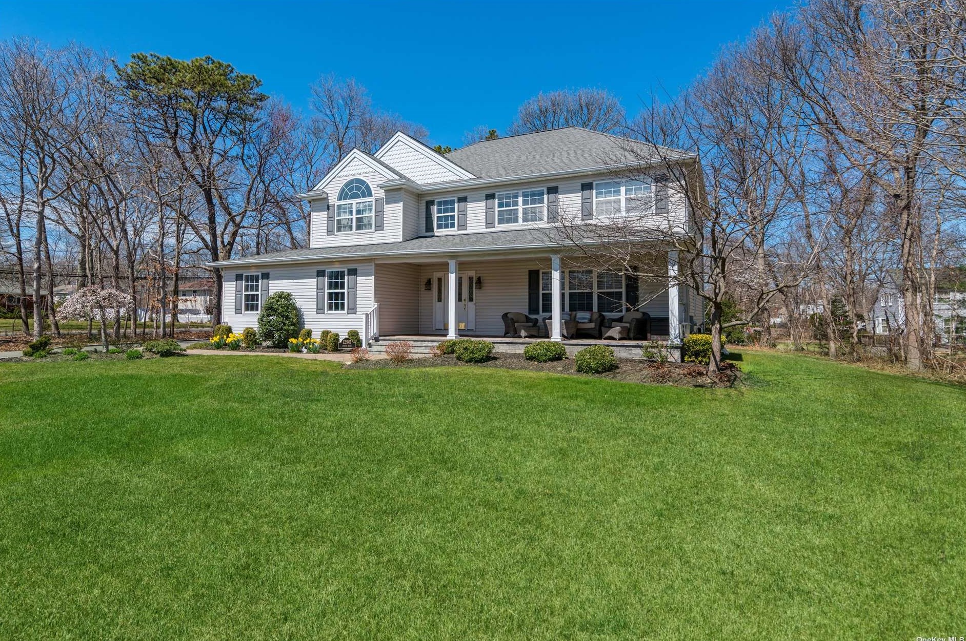 12901 Rustic Rd, South Setauket, NY 11720