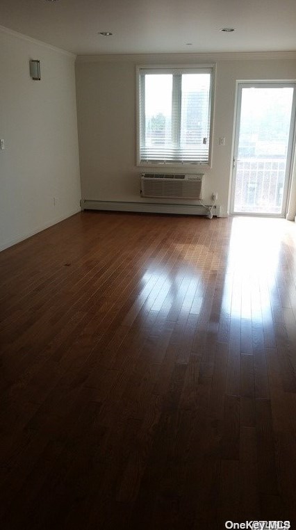 149-06 Northern Blvd #406, Flushing, NY 11354