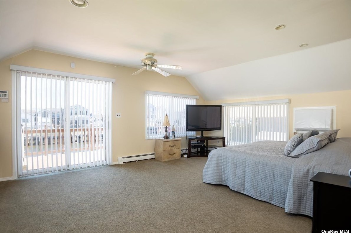 479 Guy Lombardo Ave, Freeport NY  11520-5605 exterior