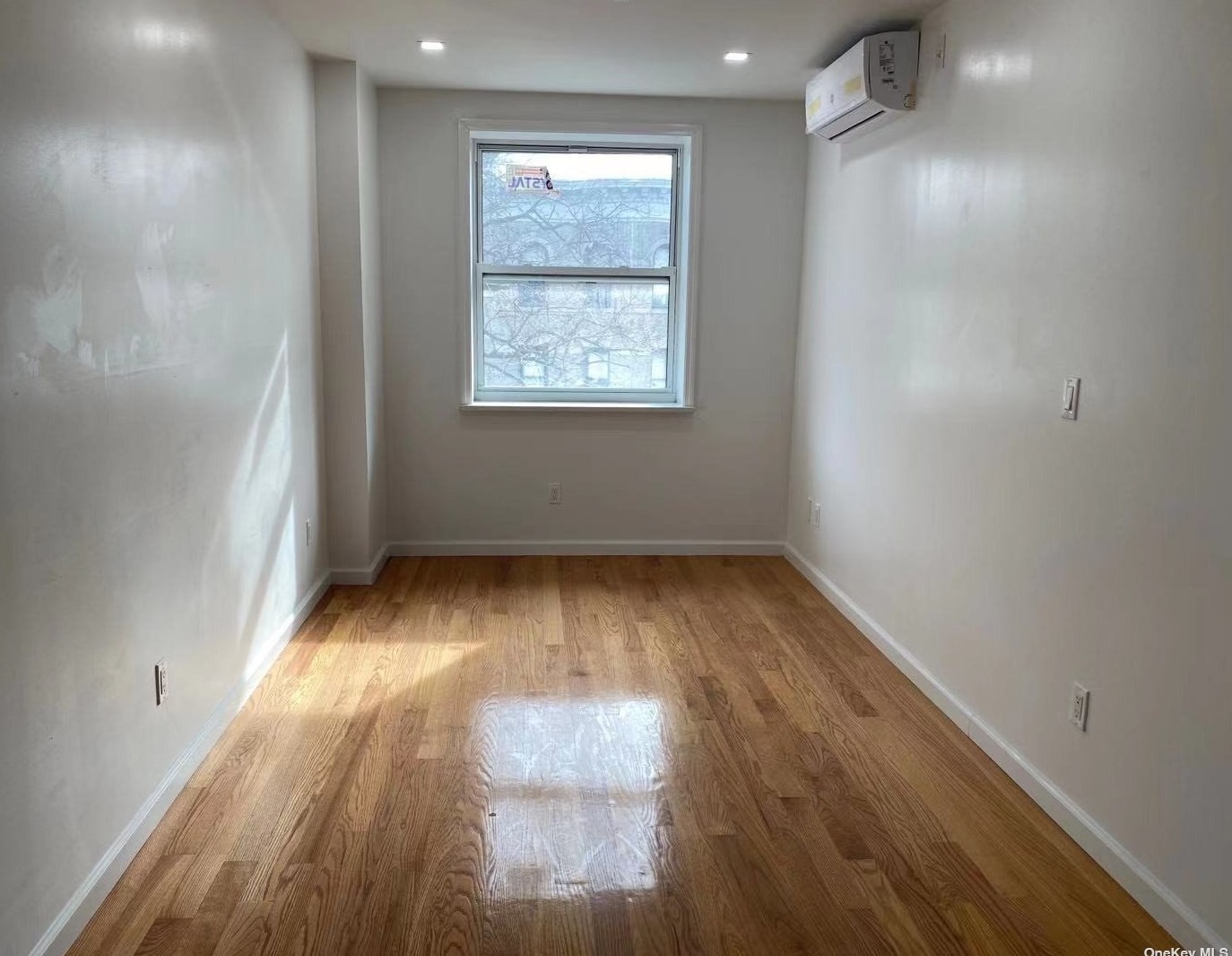 521 45th St #3f, Brooklyn, NY 11220