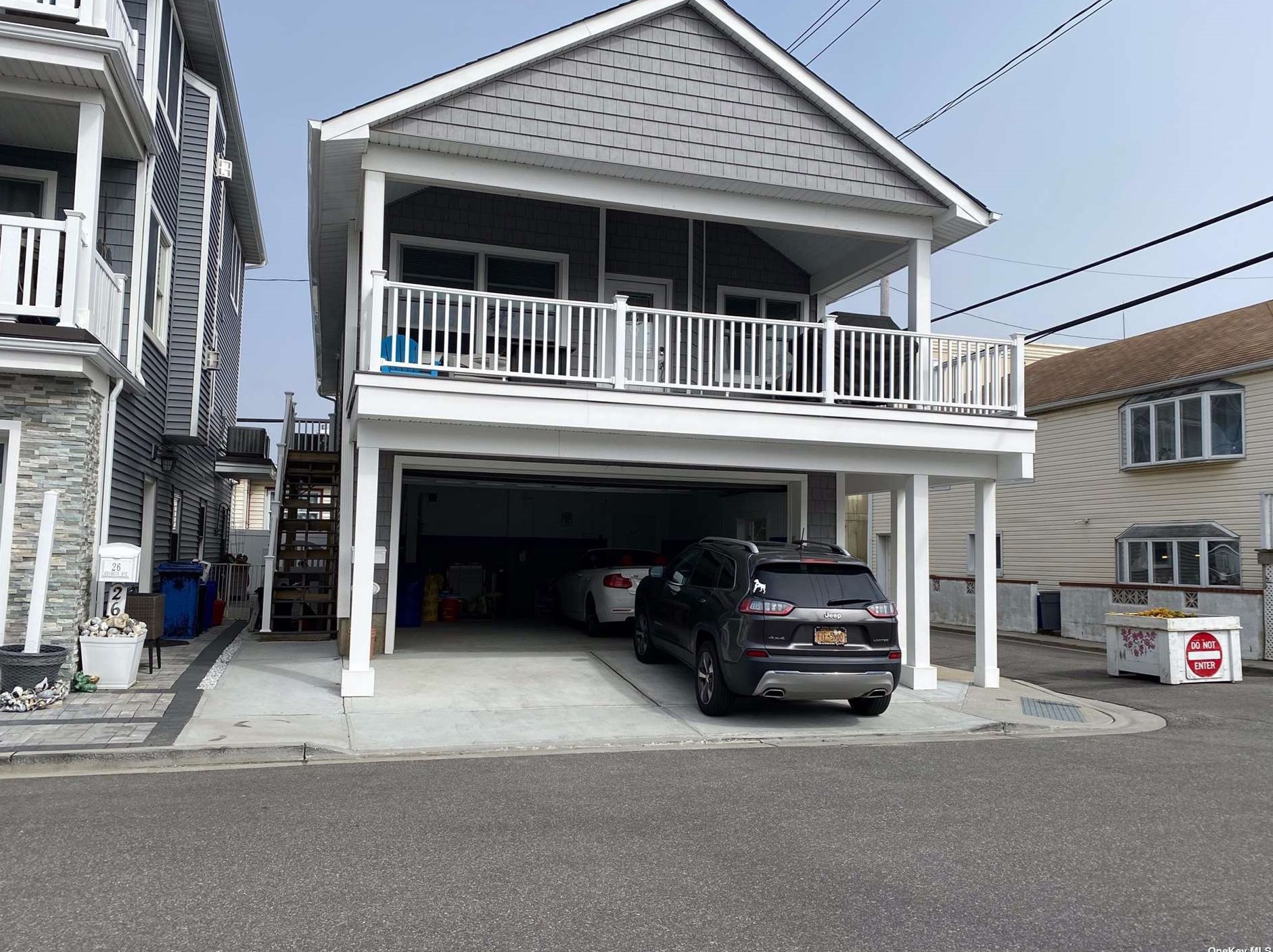 24 Georgia Ave, East Atlantic Beach, NY 11561-1236