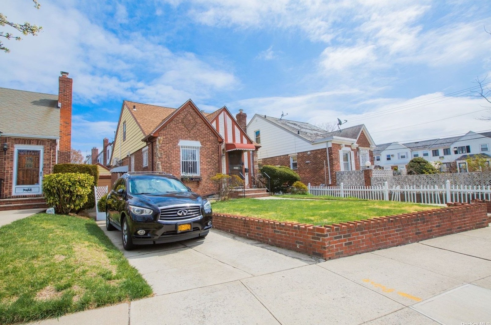 2849 Utopia Pkwy, Flushing, NY 11358-1224