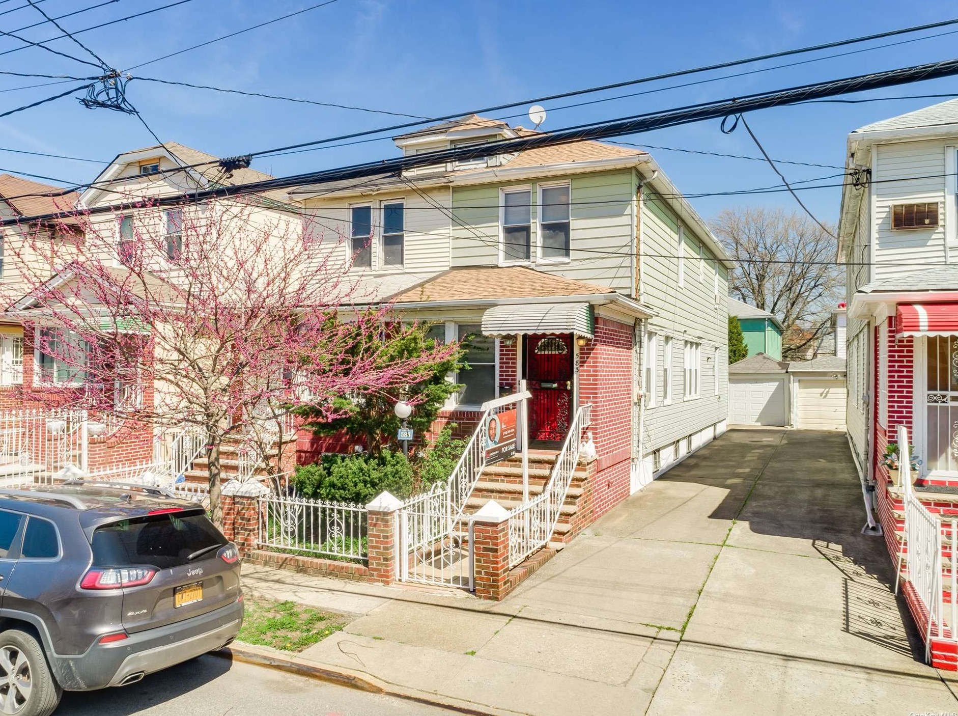 583 51st St, Brooklyn, NY 11203-5307