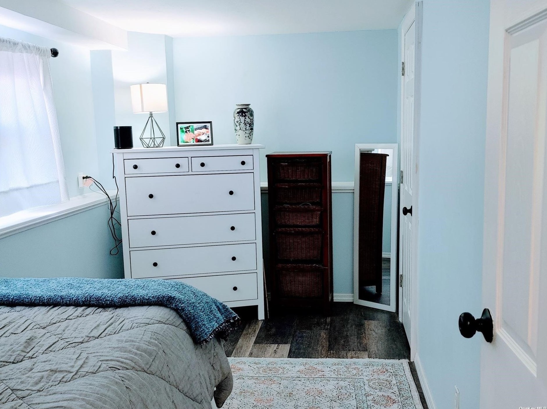 7 Marlboro Dr, Prt Jefferson Station NY  11776-3314 exterior