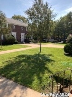 254-19 E 75 Ave, Floral Park, NY 11004